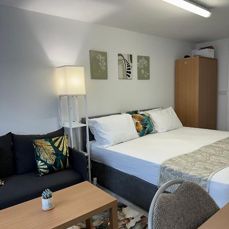 Posh Executive Studio London Thamesmead  Buitenkant foto