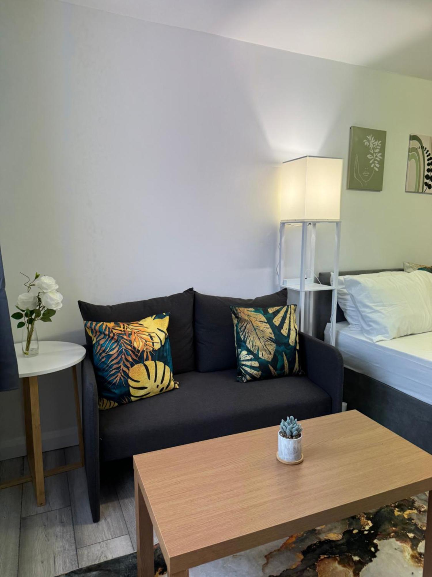 Posh Executive Studio London Thamesmead  Buitenkant foto