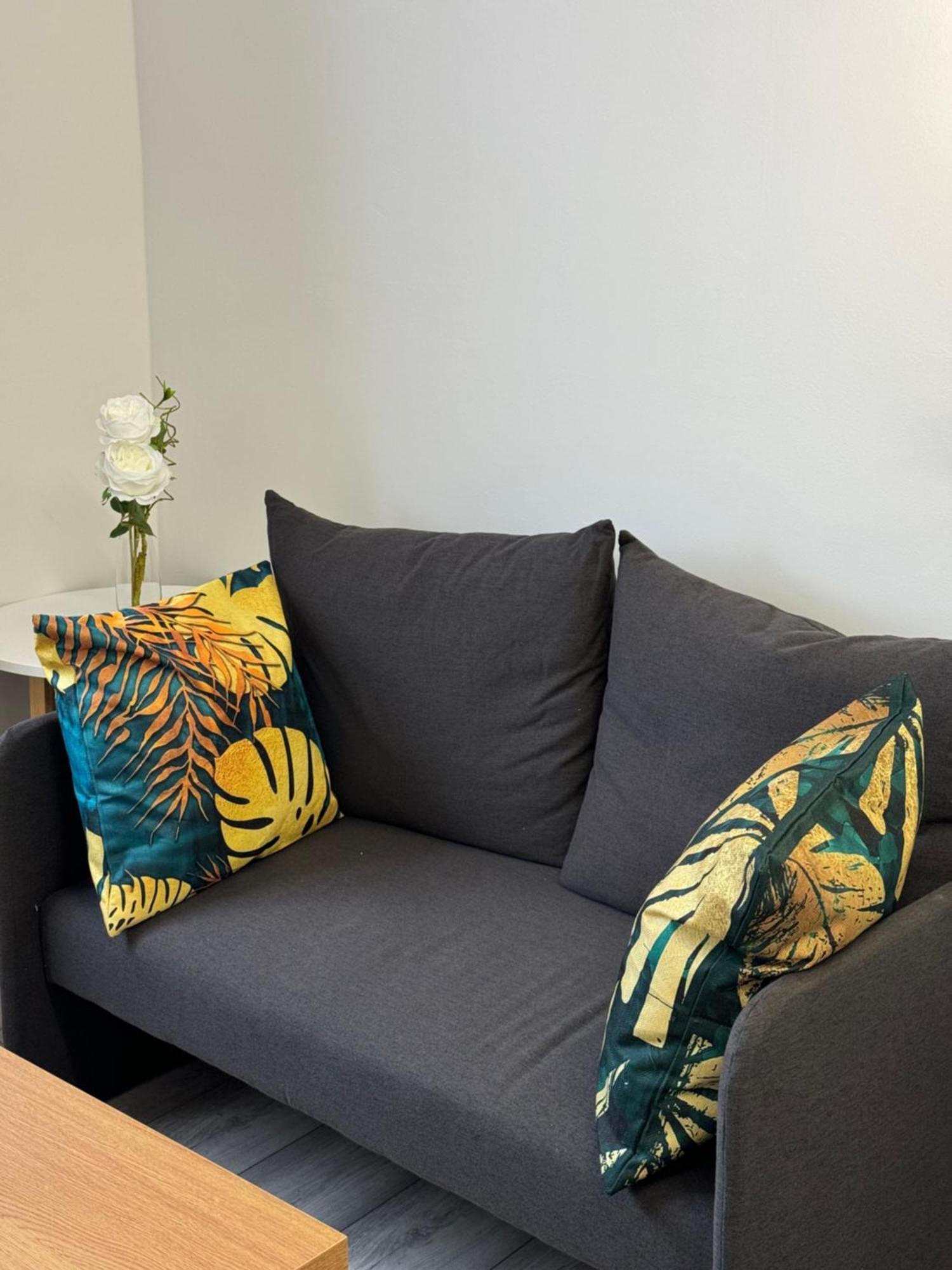 Posh Executive Studio London Thamesmead  Buitenkant foto