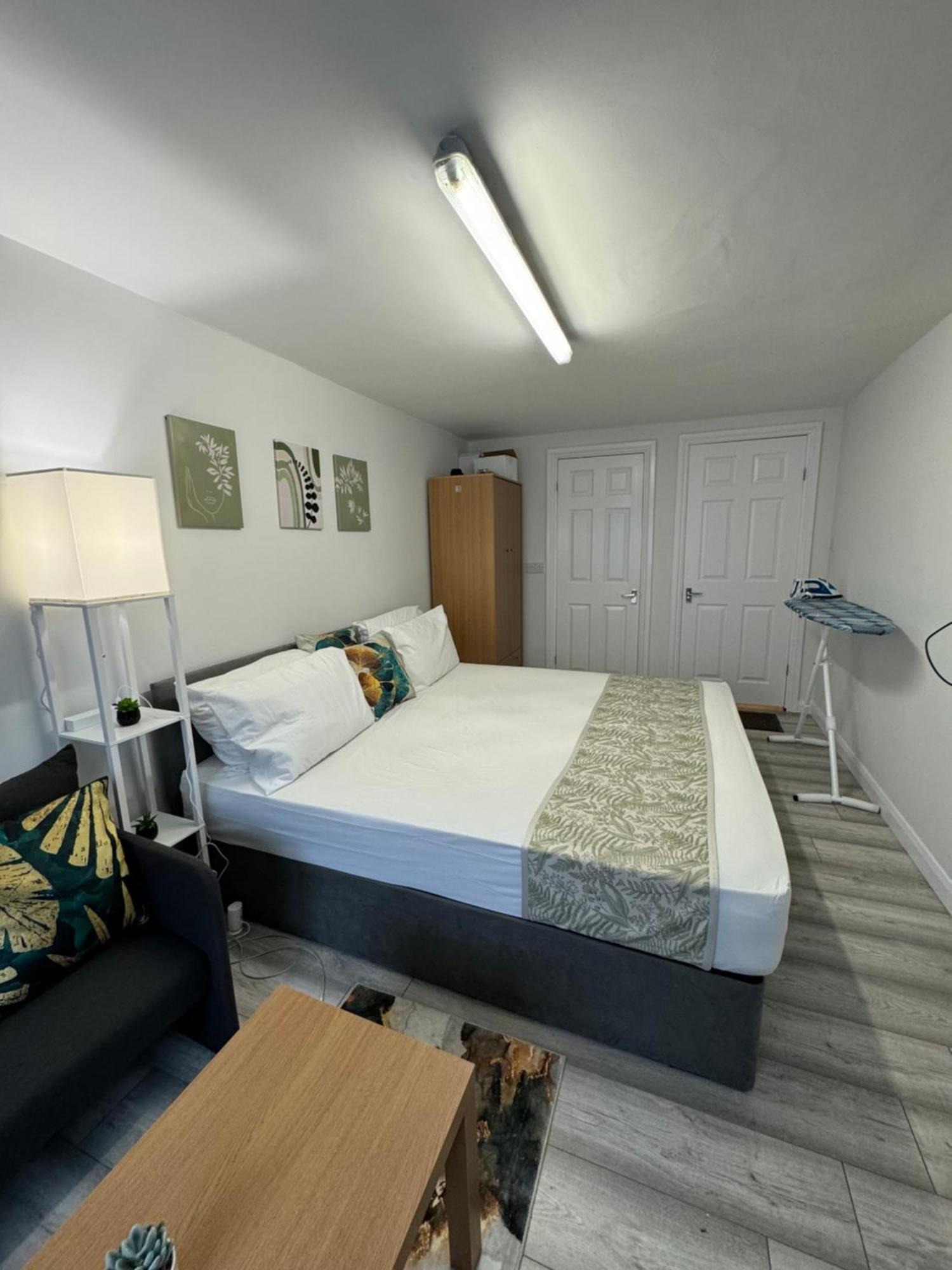 Posh Executive Studio London Thamesmead  Buitenkant foto