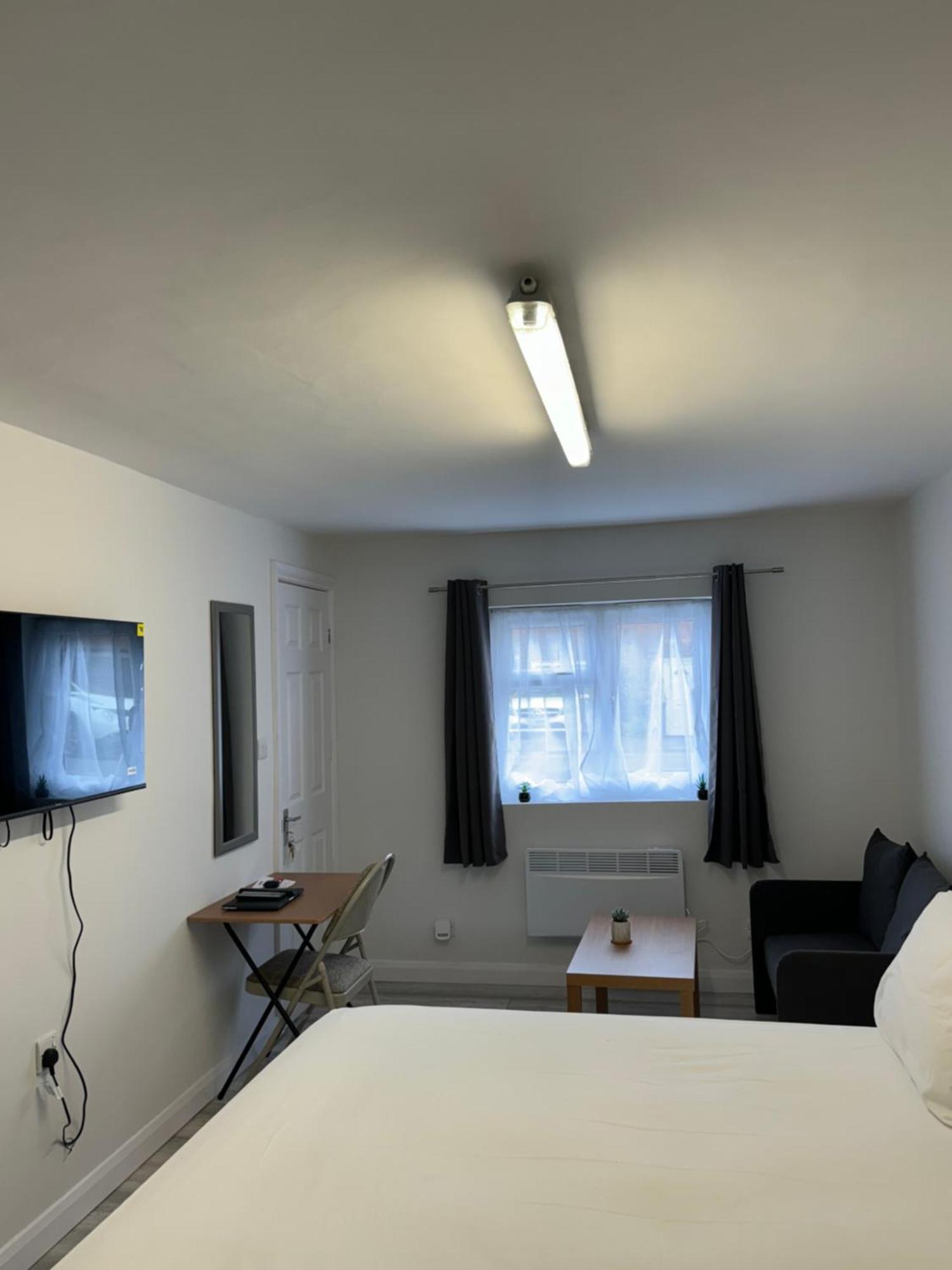 Posh Executive Studio London Thamesmead  Buitenkant foto